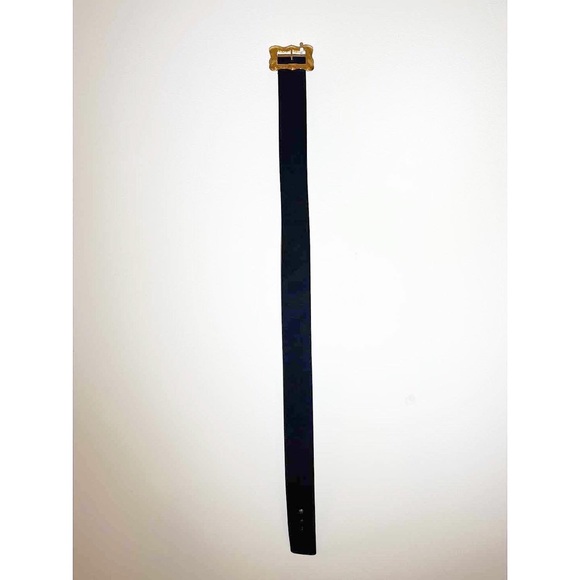 (28-29.5) Vintage CHANEL belt - Picture 2 of 3